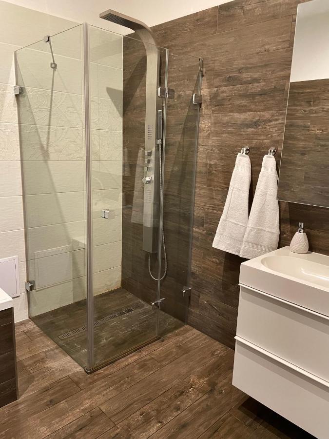 Apartman Az Pro 8 Osob 훔폴렉 외부 사진