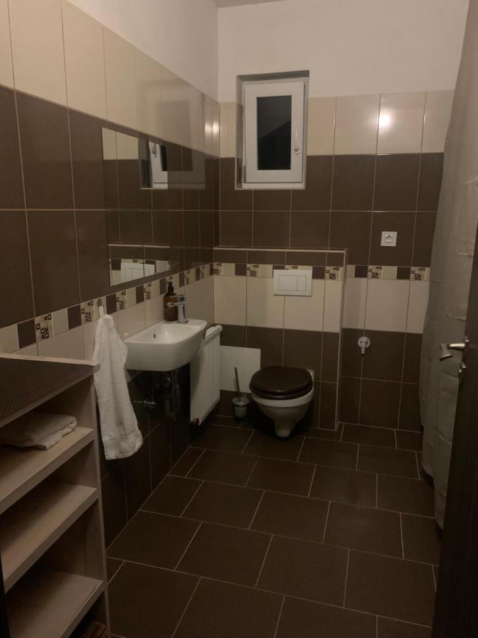 Apartman Az Pro 8 Osob 훔폴렉 외부 사진